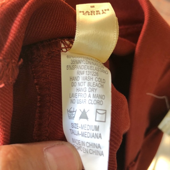 Lara chili colored leggings size medium - Picture 4 of 6